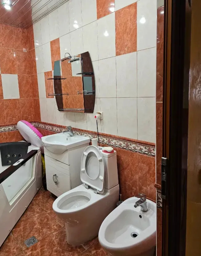 3 bedroom apartment for rent خیابان شیروانزاد, عربگیر ایروان, 159594