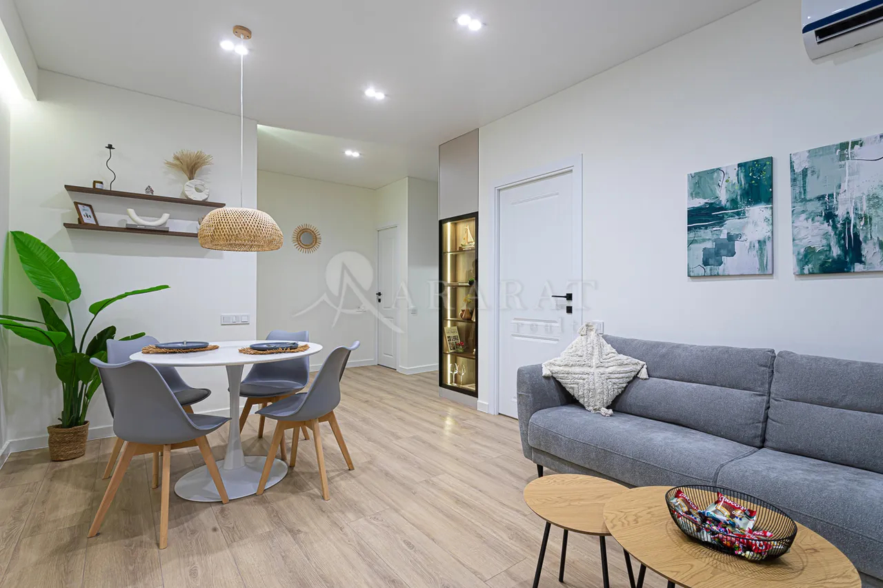 2 bedroom apartment for sale خیابان پوشکین, مرکز شهر ایروان, 158060