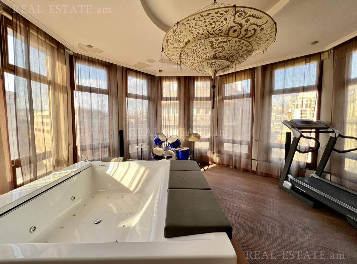 4 bedroom apartment for sale Northern (Hyusisayin)  Ave, Center Yerevan, 119236