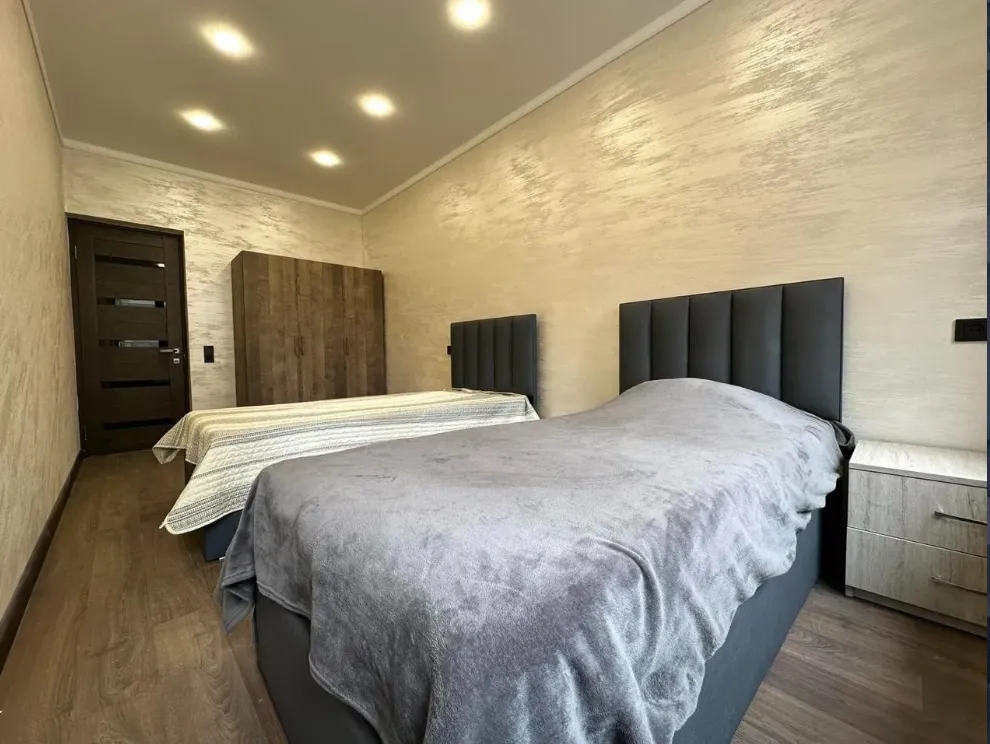 Купить 3 комнатную квартиру Екмалян ул, Центр Ереван, 159809