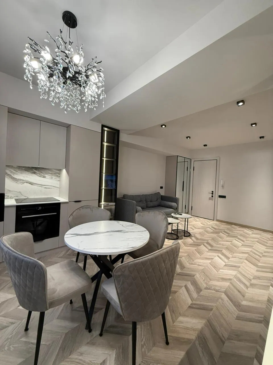 Купить 2 комнатную квартиру Орбели Ехбайрнери ул, Арабкир Ереван, 159153