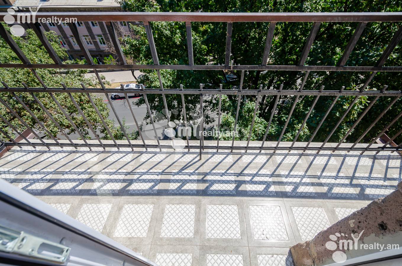 3 bedroom apartment for sale Saryan St, Center Yerevan, 152720