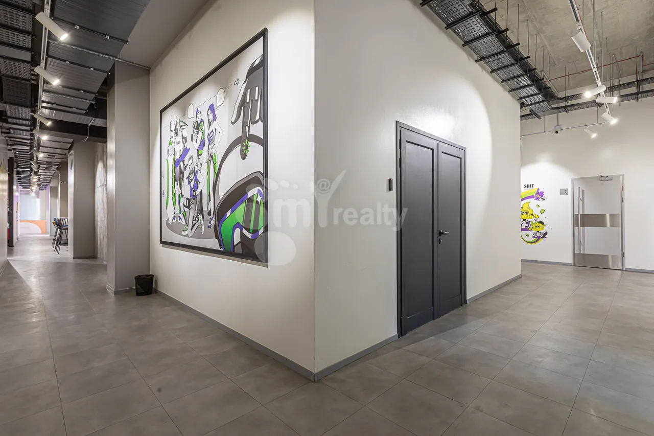 Commercial for rent خیابان میاسنیکیان, مرکز شهر ایروان, 157361