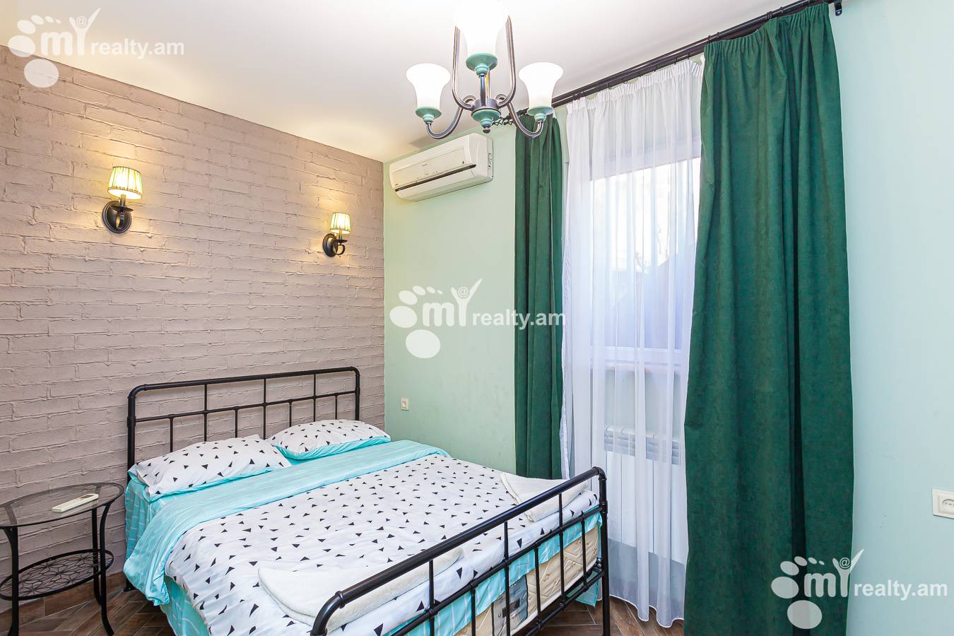 Commercial property for sale Zakyan St, Center Yerevan, 143784