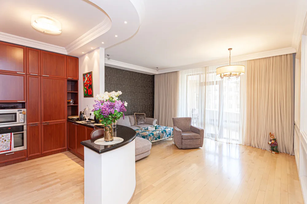 3-bedroom/apartment-for-rent-in-new-construction/Northern+%28Hyusisayin%29++Ave/Center/Yerevan