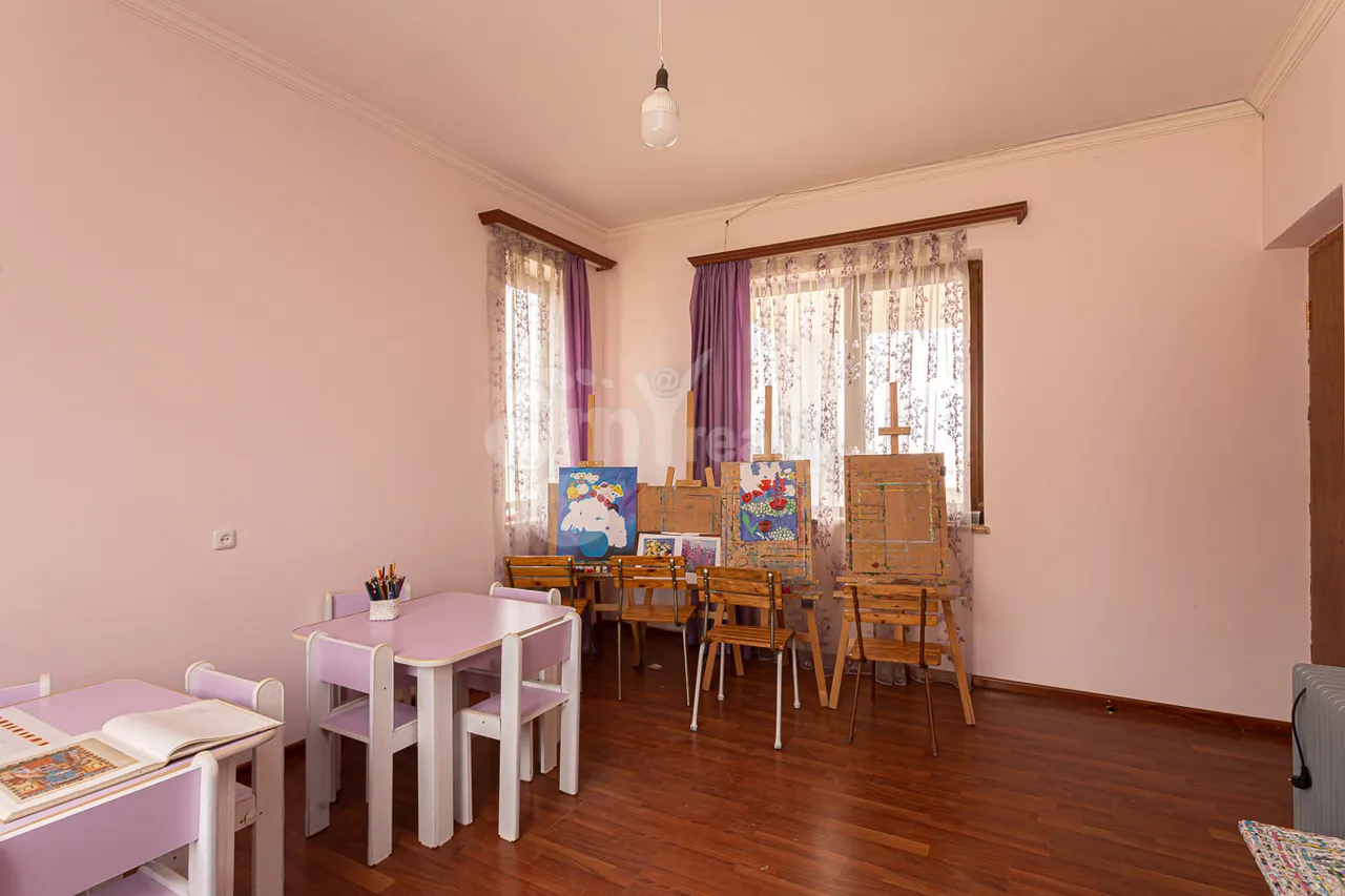 House for sale Davtashen 10 St, Dawtaschen Yerevan, 160095