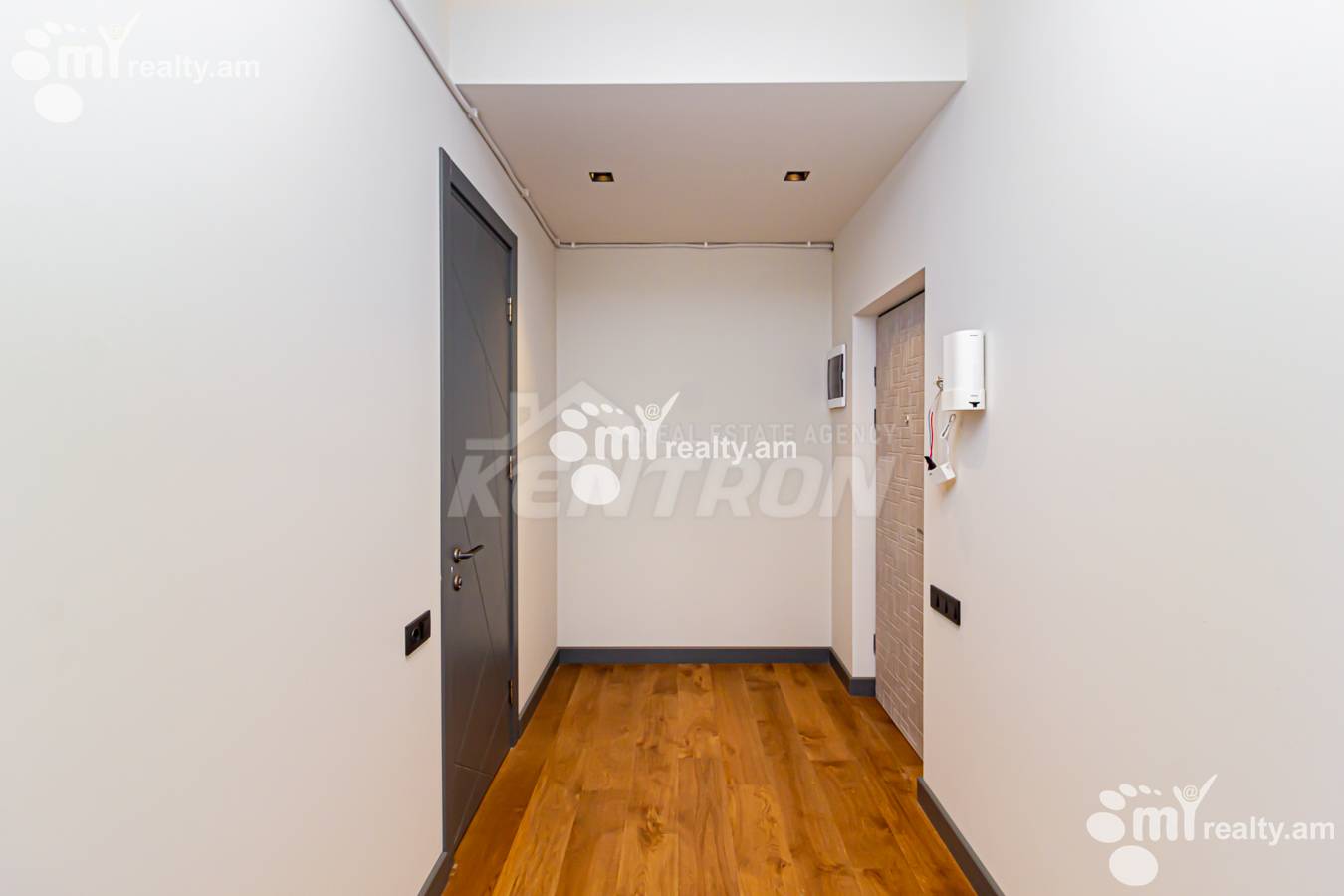 1 սենյականոց բնակարան  Պարոնյան փող, Կենտրոն Երևան, 152365