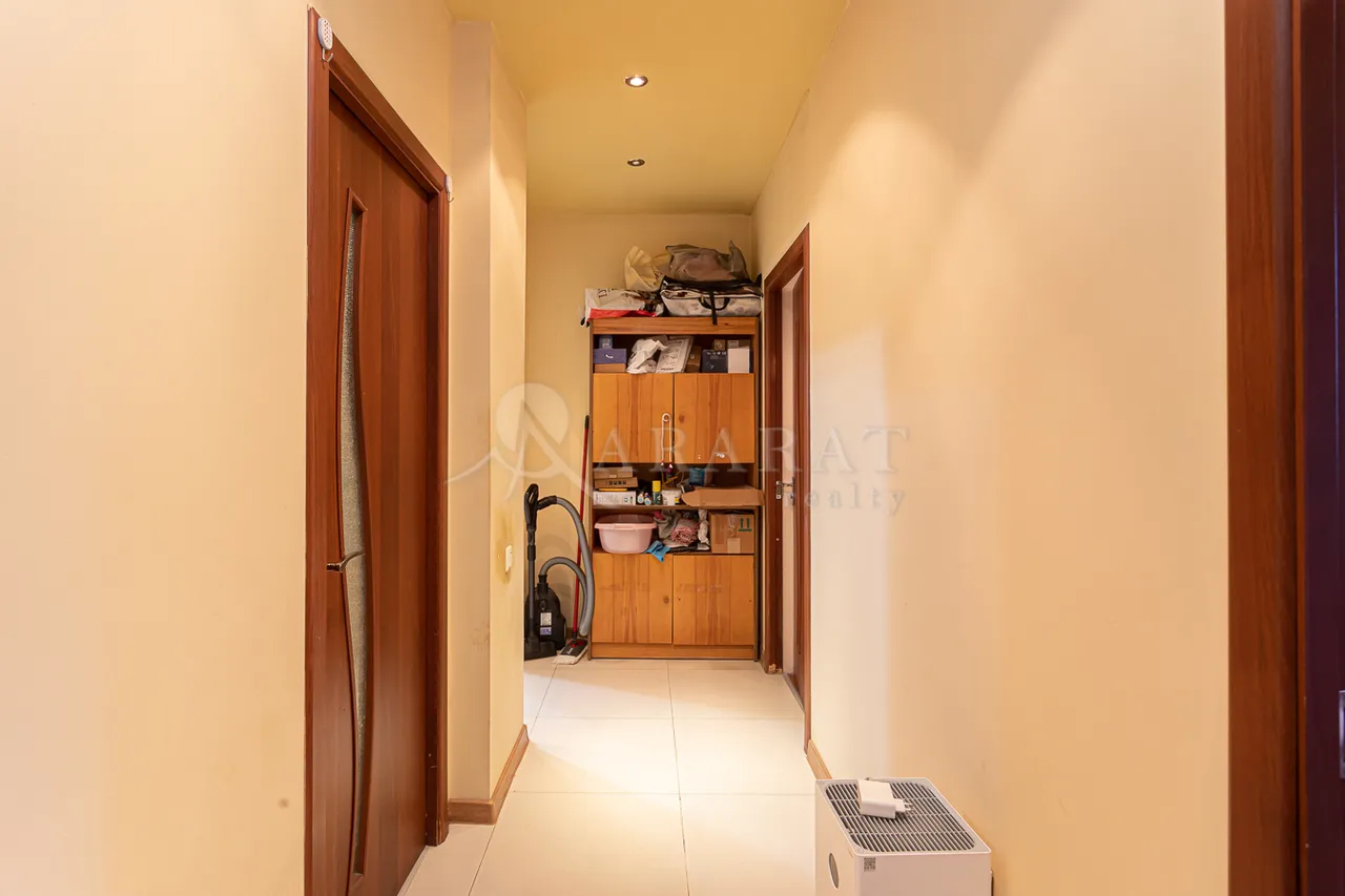 4 bedroom apartment for sale A. Avetisyan St, Arabkir Yerevan, 159611