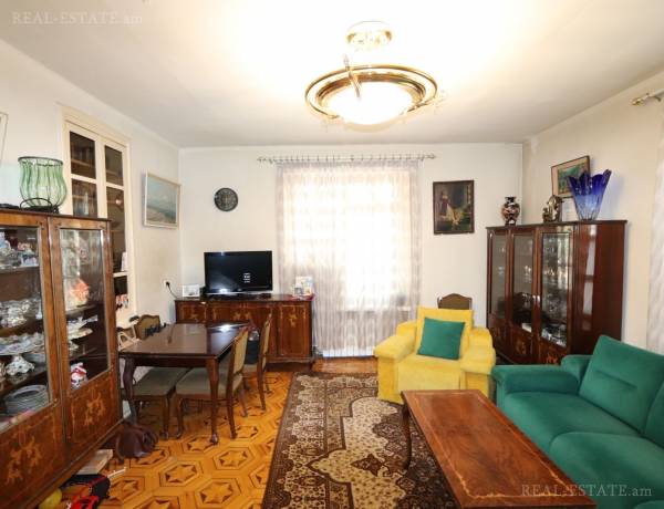 bnakaran/3-senyakanoc/Mashtots+Ave/Center/Yerevan