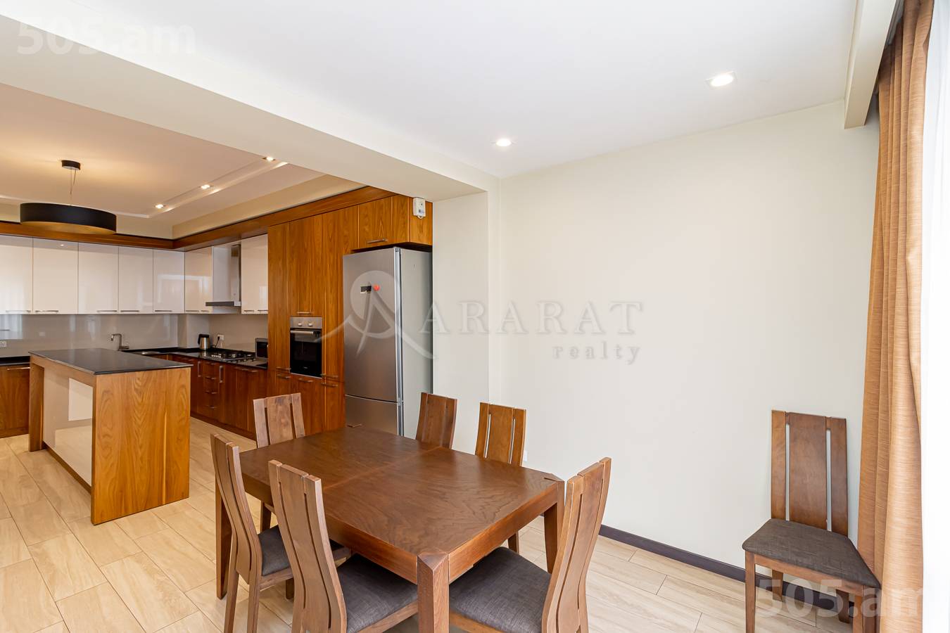 3 bedroom apartment for sale خیابان هانراپتوتیان, مرکز شهر ایروان, 149466