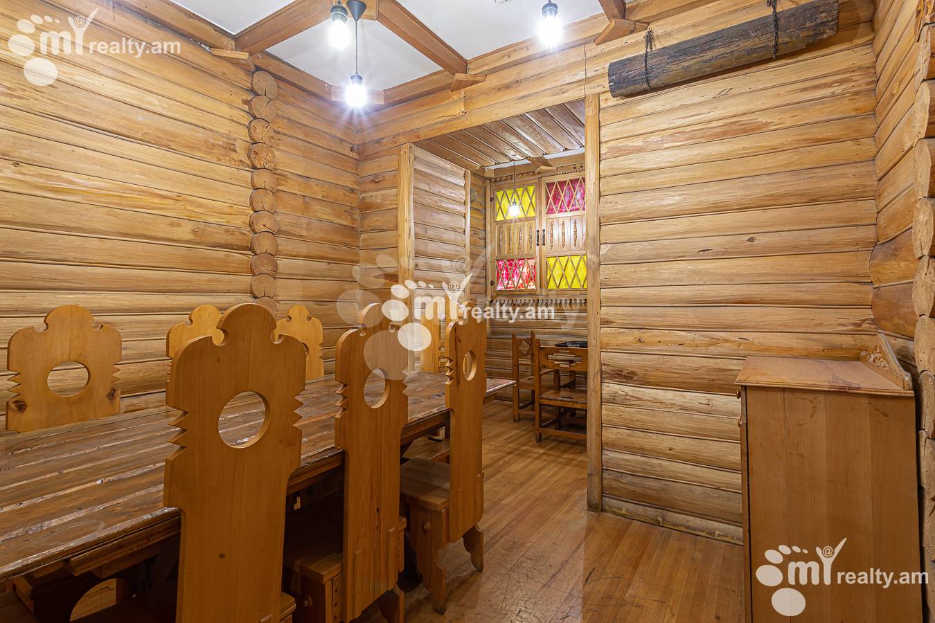 Купить коммерческoе помещение Саят-Нова пр, Центр Ереван, 156743