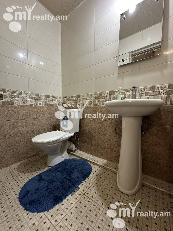 3 bedroom apartment for sale Paronyan St, Center Yerevan, 157124