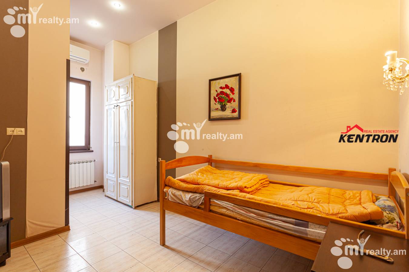 4 bedroom apartment for sale Ghazar Parpetsi St, Center Yerevan, 130944