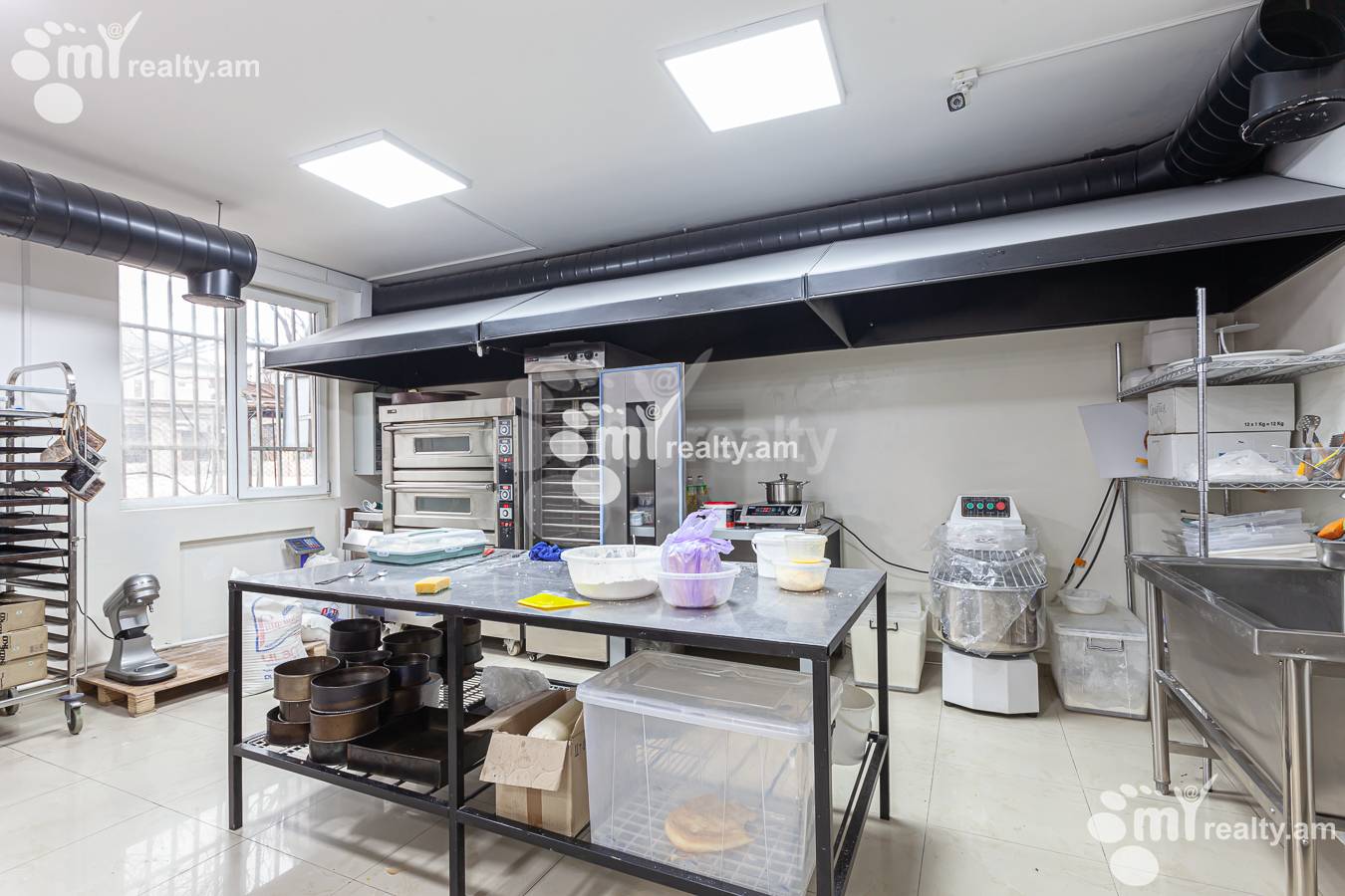 Կոմերցիոն տարածք  Կորյուն փող, Կենտրոն Երևան, 154359