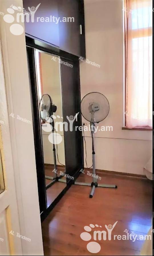 Купить 2 комнатную квартиру Московян ул, Центр Ереван, 126849