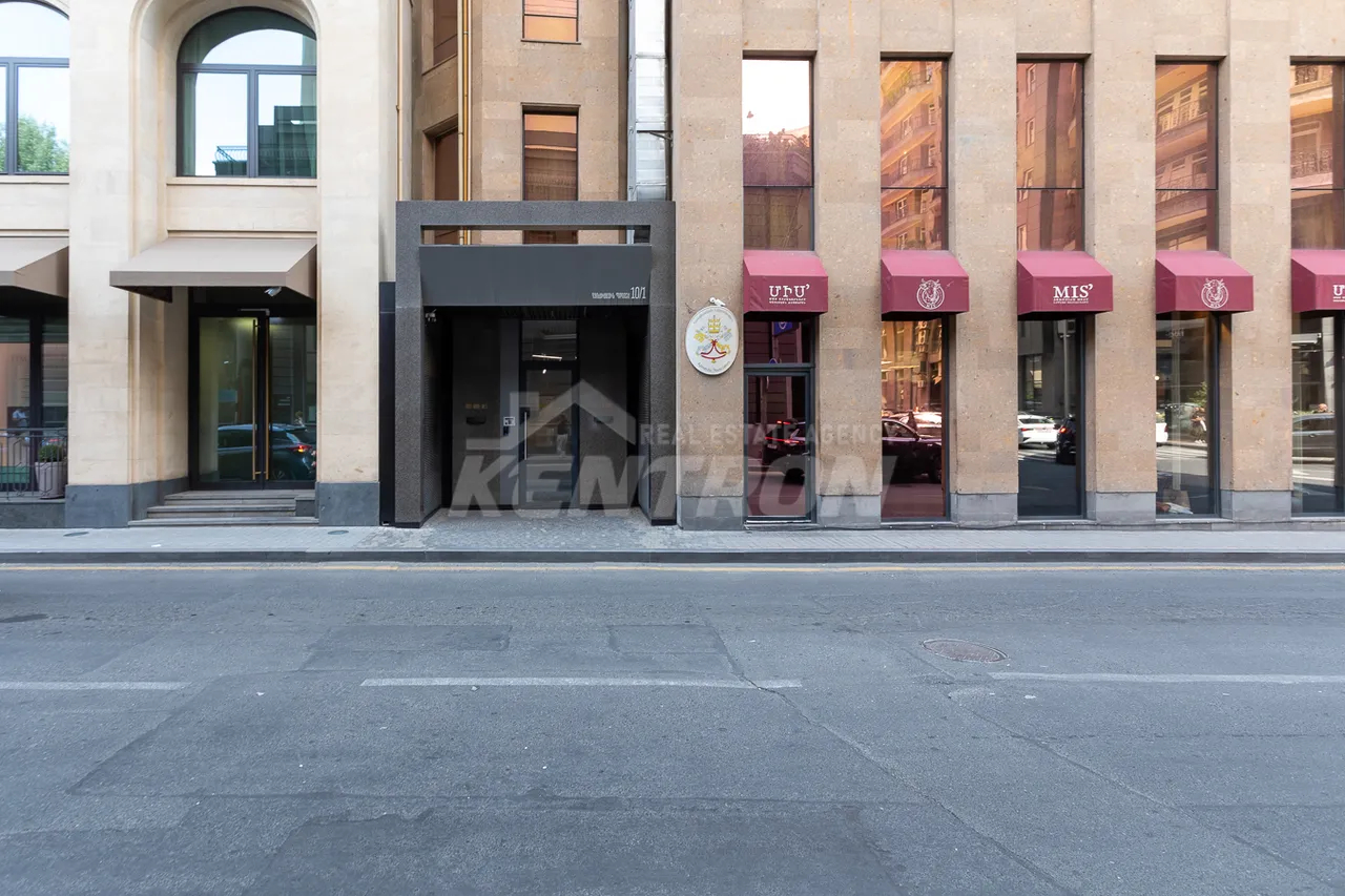 4 սենյականոց բնակարան  Հյուսիսային պող, Կենտրոն Երևան, 157215