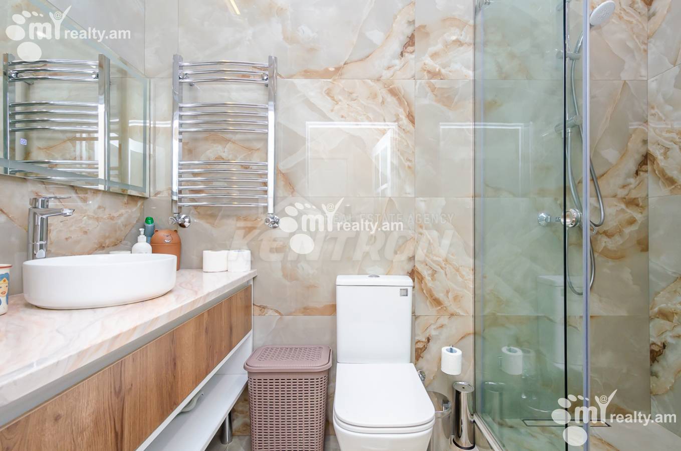 3 սենյականոց բնակարան  Նալբանդյան փող, Կենտրոն Երևան, 152842