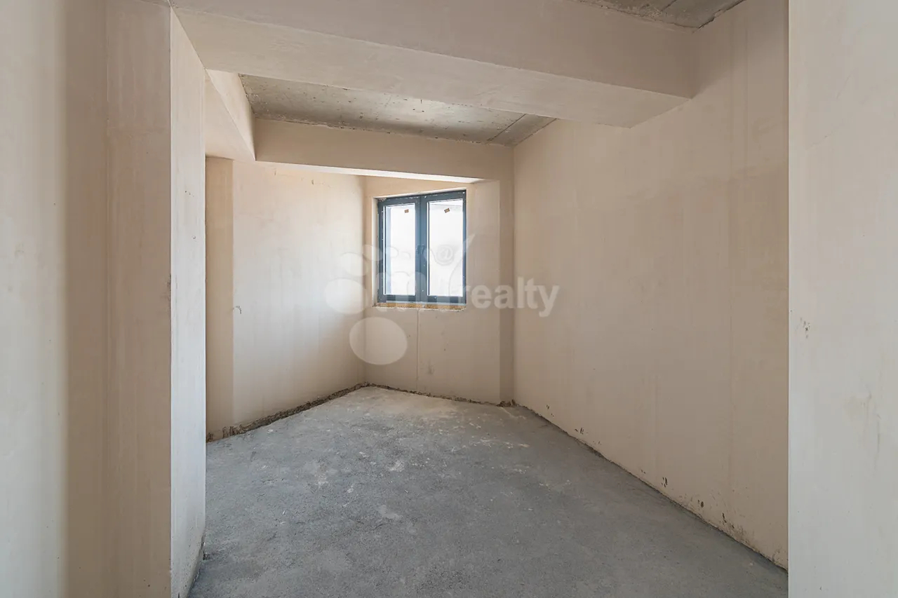 4 bedroom apartment for sale Aghbyur Serob St, Arabkir Yerevan, 161175