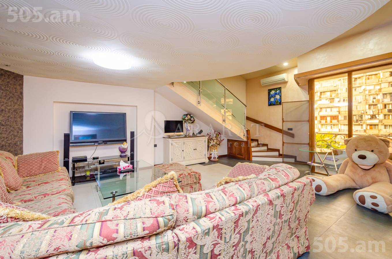 2 bedroom apartment for sale Zakyan St, Center Yerevan, 153237