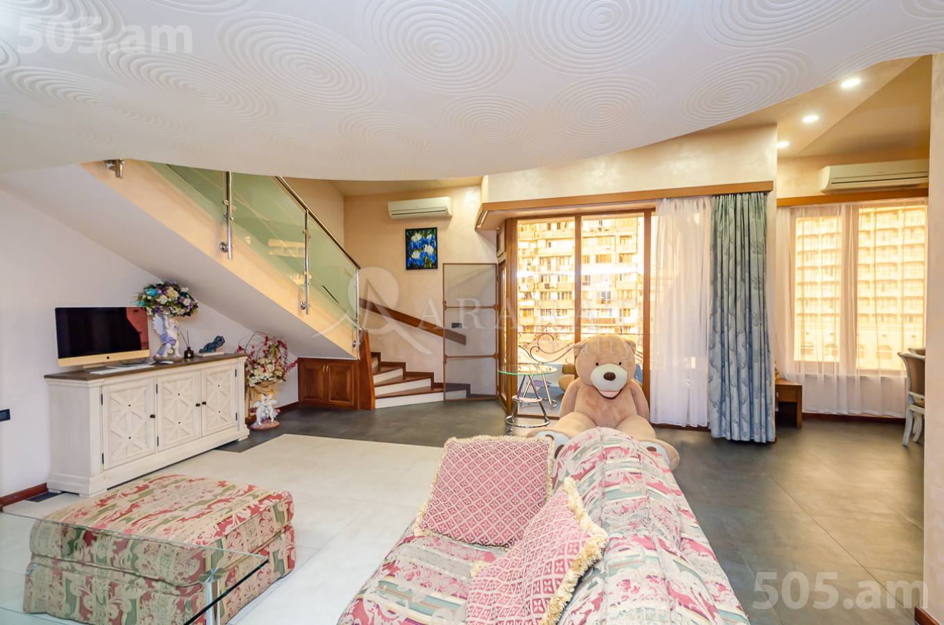 2 bedroom apartment for sale Zakyan St, Center Yerevan, 153237