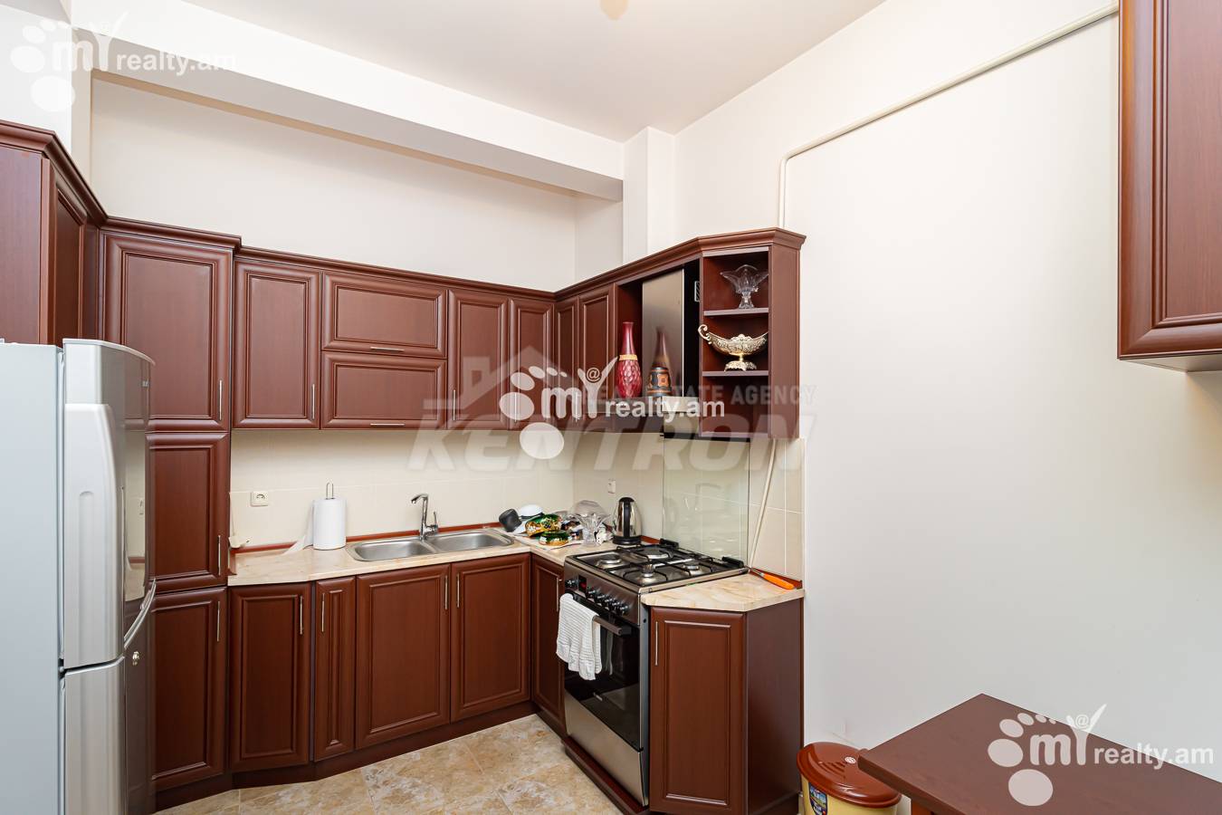 4 bedroom apartment for sale Baghramyan Ave (Kentron), Center Yerevan, 153674