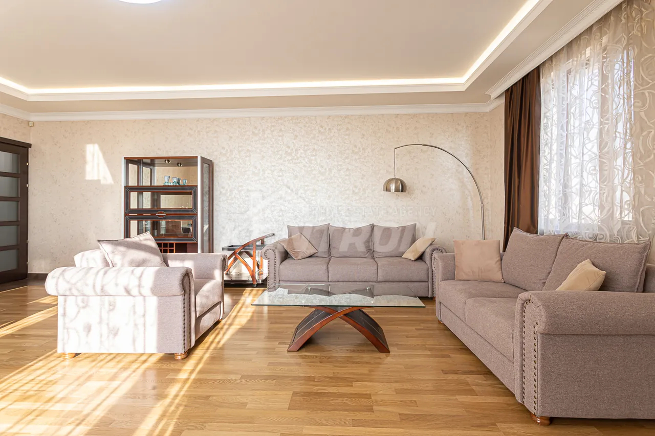 4 bedroom apartment for rent (خیابان باقرامیان (عربکیر, عربگیر ایروان, 158370