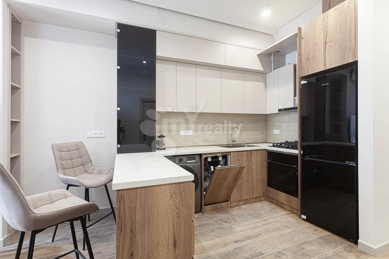 2 bedroom apartment for rent Antarayin St, Center Yerevan, 161991