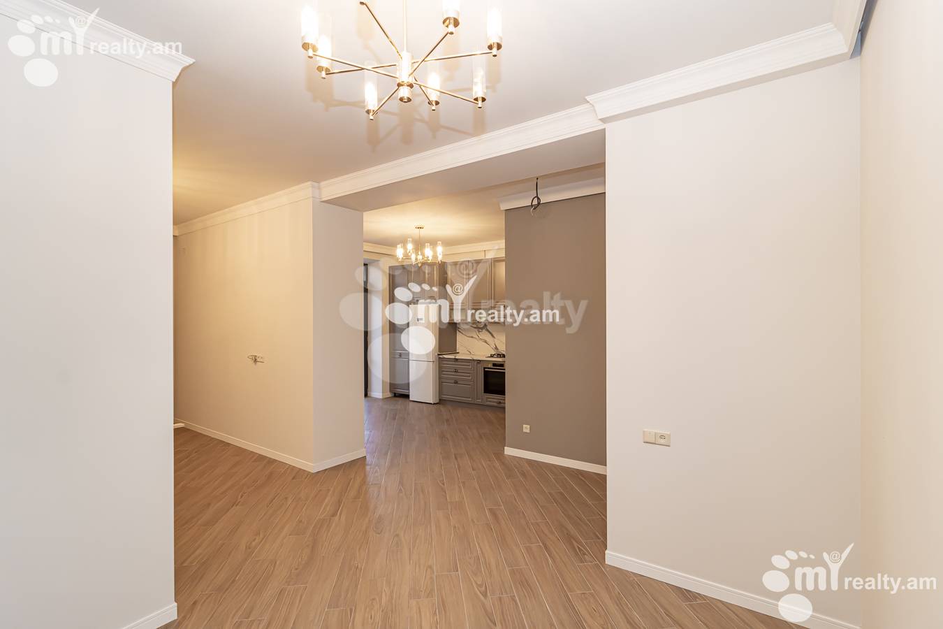 3 bedroom apartment for sale Paronyan St, Center Yerevan, 149046