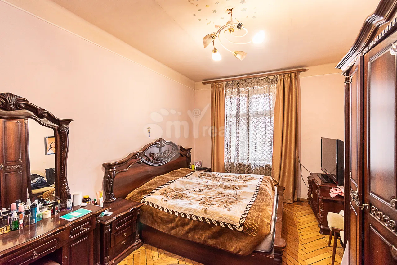 3 bedroom apartment for sale Kievyan St, Arabkir Yerevan, 159578