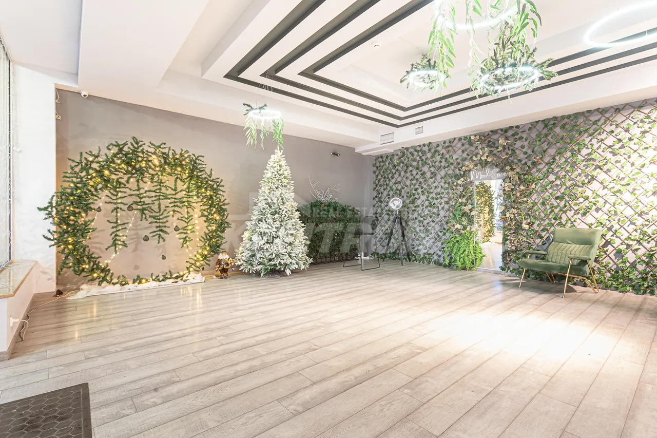 Commercial for sale خیابان شیراز, آچاپنیاک ایروان, 158295