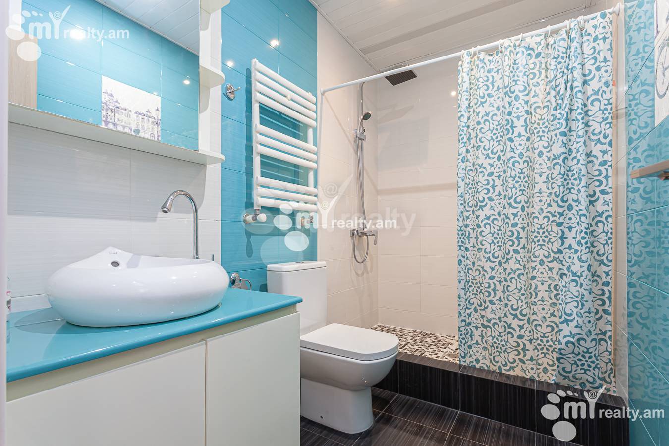 3 bedroom apartment for rent Aram St, Center Yerevan, 156058