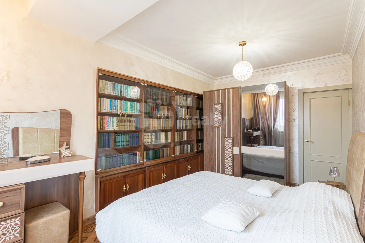 3 bedroom apartment for sale خیابان اِ. کوچار, مرکز شهر ایروان, 159487