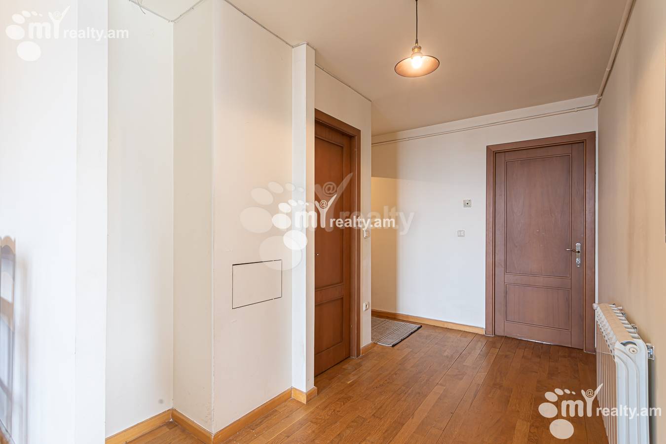 3 bedroom apartment for rent Antarayin St, Center Yerevan, 157028