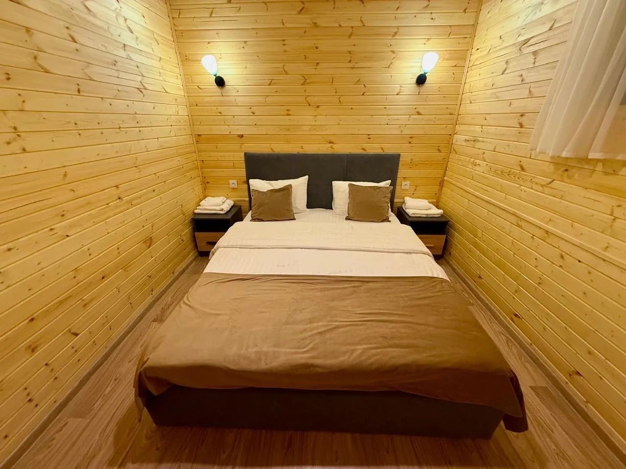 Купить коммерческoе помещение , акадор Котайк, 159464