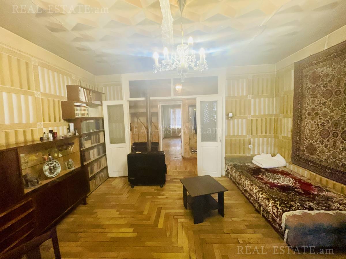 3 bedroom apartment for sale Hambardzumyan St, Arabkir Yerevan, 137940