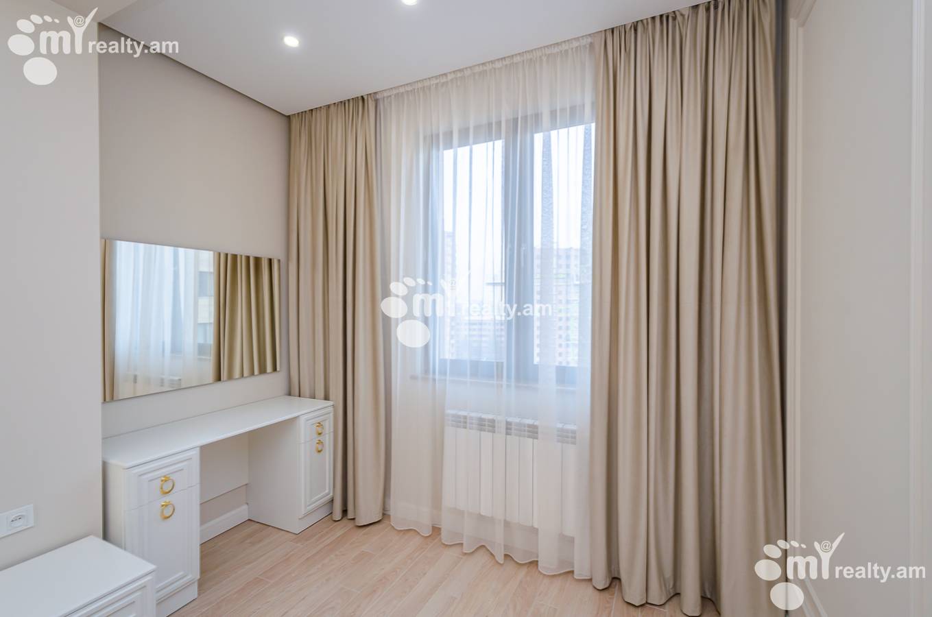 3 bedroom apartment for sale خیابان ن. تیگریانیان بن بست 1, عربگیر ایروان, 154166