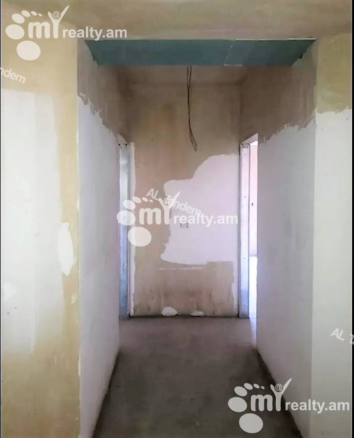 3 bedroom apartment for sale Saryan St, Center Yerevan, 133905