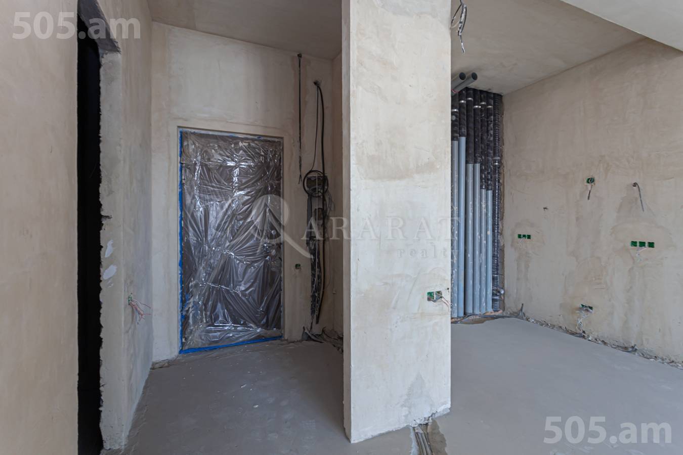 Купить 2 комнатную квартиру Антараин ул, Центр Ереван, 152088