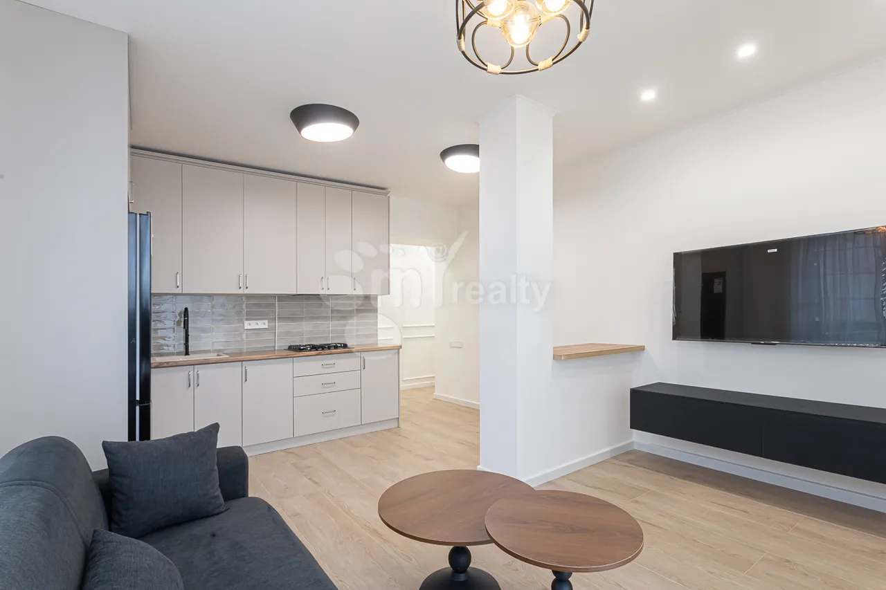 3 bedroom apartment for rent خیابان ساریان, مرکز شهر ایروان, 159421