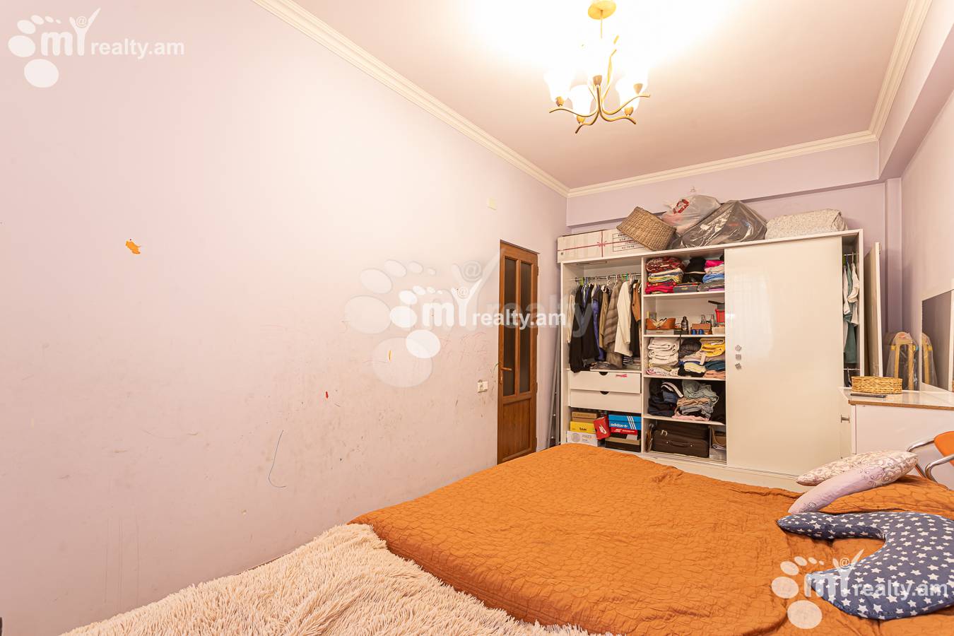 3 bedroom apartment for sale خیابان م. خورِناتسی, مرکز شهر ایروان, 156169