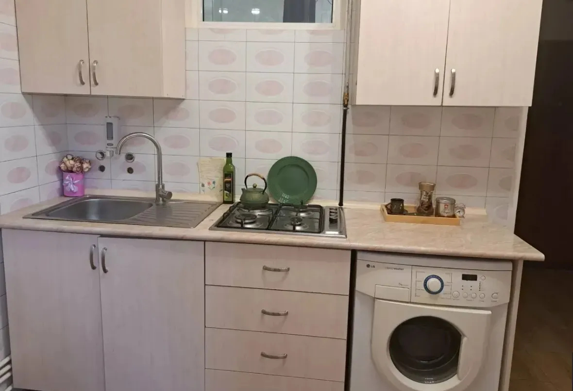 3 bedroom apartment for sale خیابان نعلبندیان, مرکز شهر ایروان, 161657