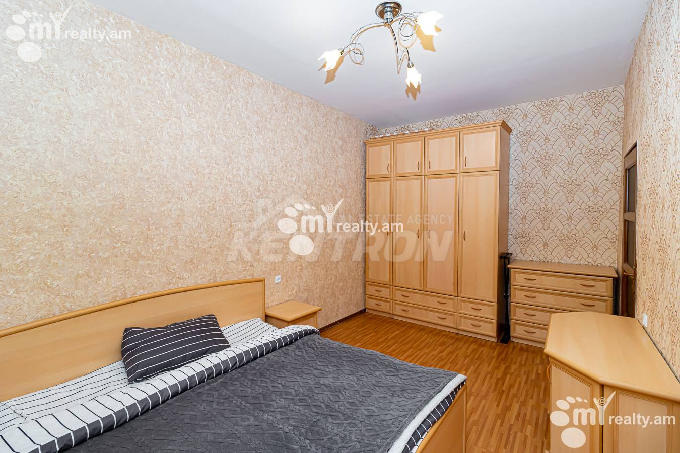 2 bedroom apartment for sale Ghazar Parpetsi St, Center Yerevan, 154671