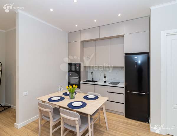 2-senyakanoc-bnakaran-vacharq-Yerevan-Center