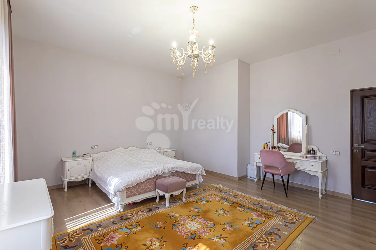 Купить дом Канакер 17ый ул, Канакер-Зейтун Ереван, 160154