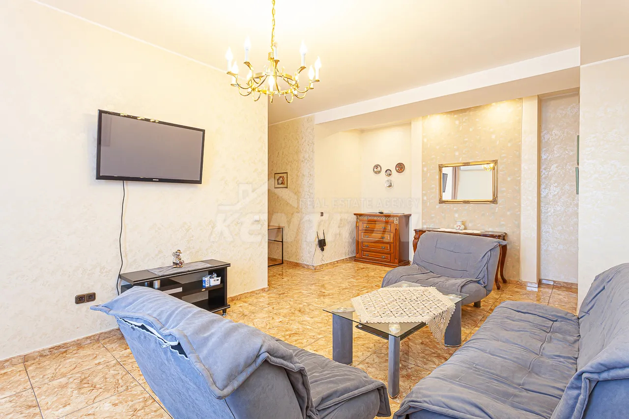 3 bedroom apartment for sale Tsitsernakaberd Highway, Center Yerevan, 158898