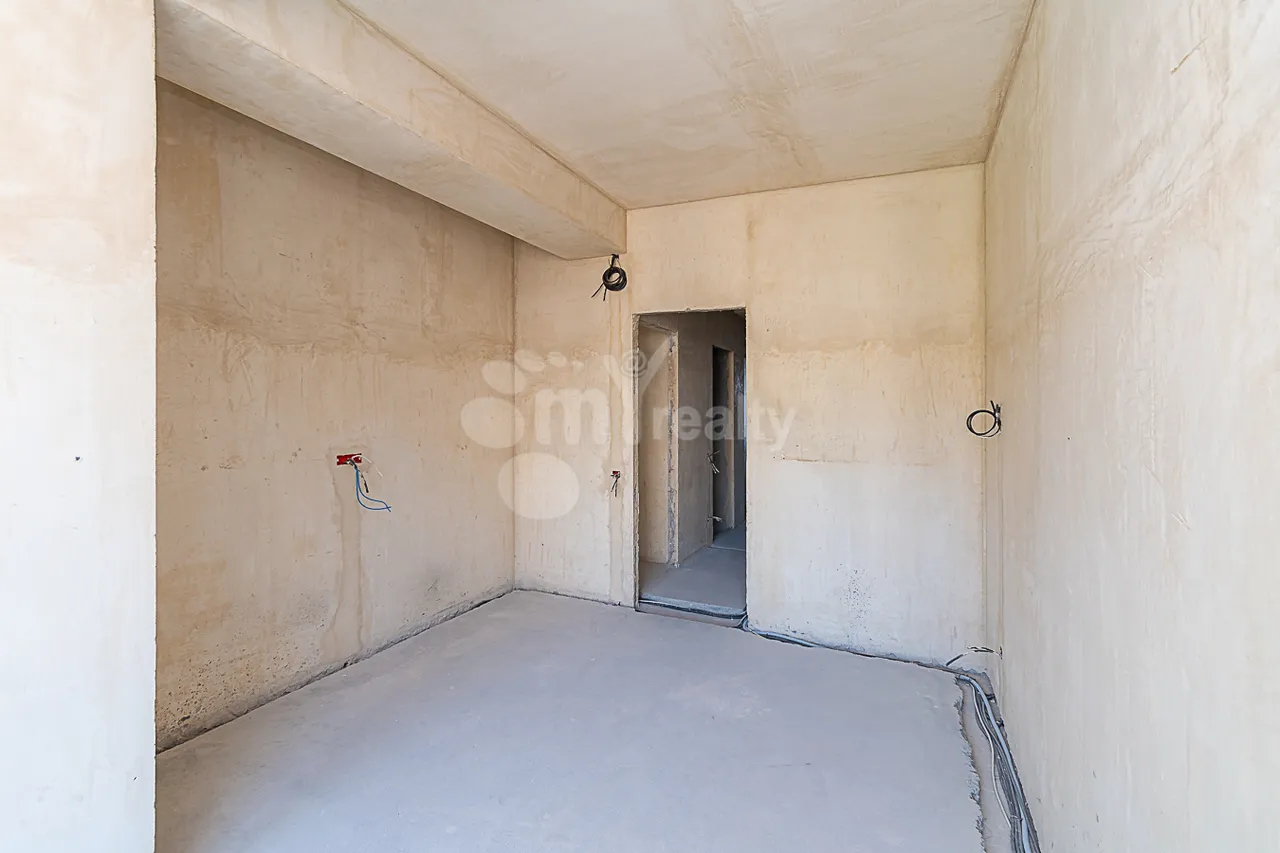 5 bedroom apartment for sale انتاراین، خیابان گ.گاسپاریان, مرکز شهر ایروان, 161501