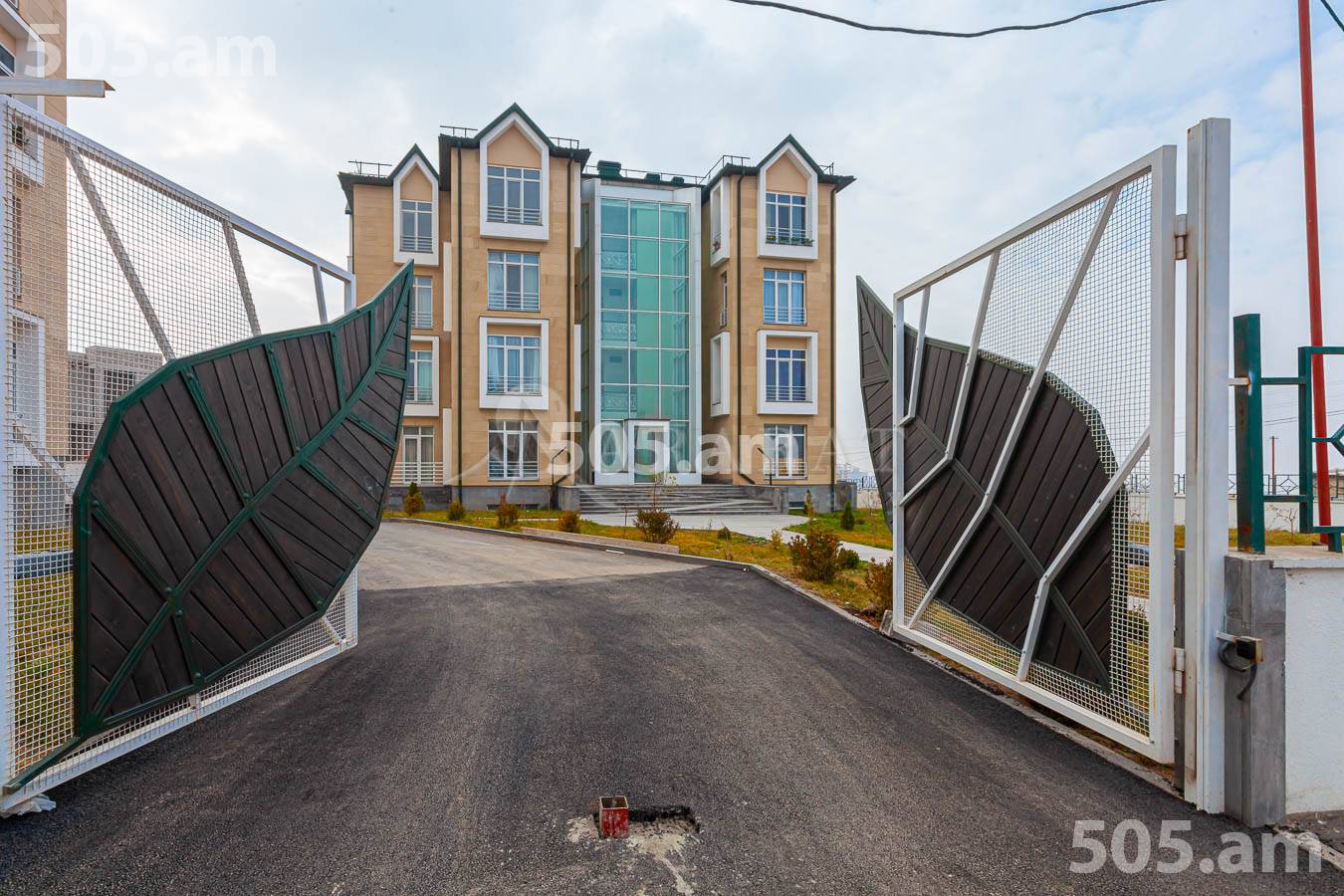 3 bedroom apartment for sale Bagrevand district, Nor Norque Yerevan, 153784