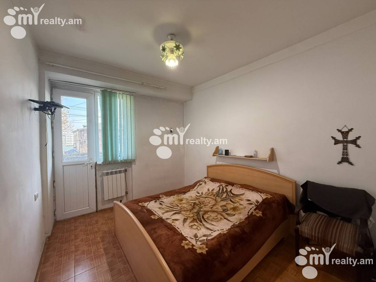 3 bedroom apartment for sale  Z. Kanaqertsi, Kanaqer-Zeytun Yerevan, 157805