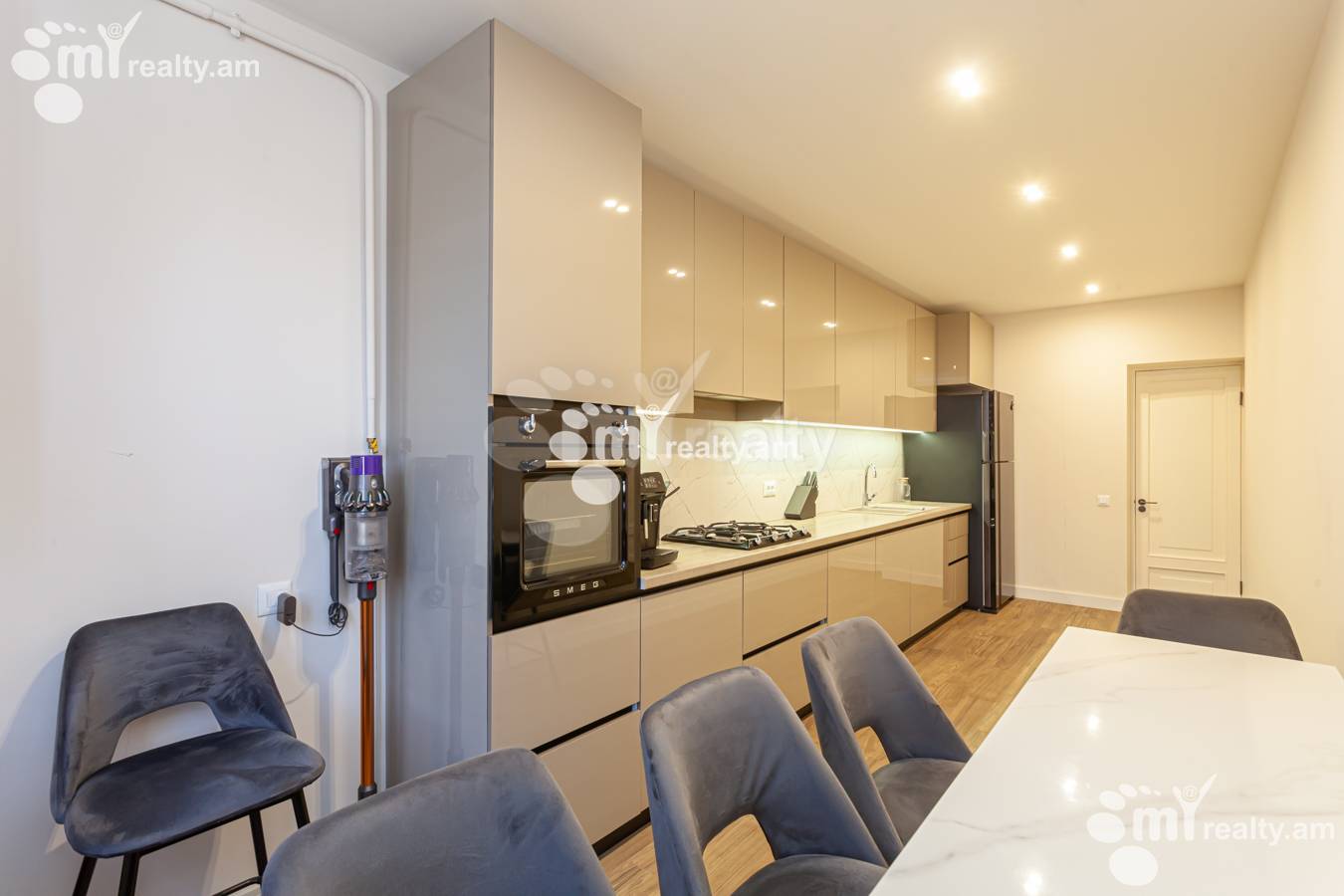 3 bedroom apartment for sale Hambardzumyan St, Arabkir Yerevan, 151069