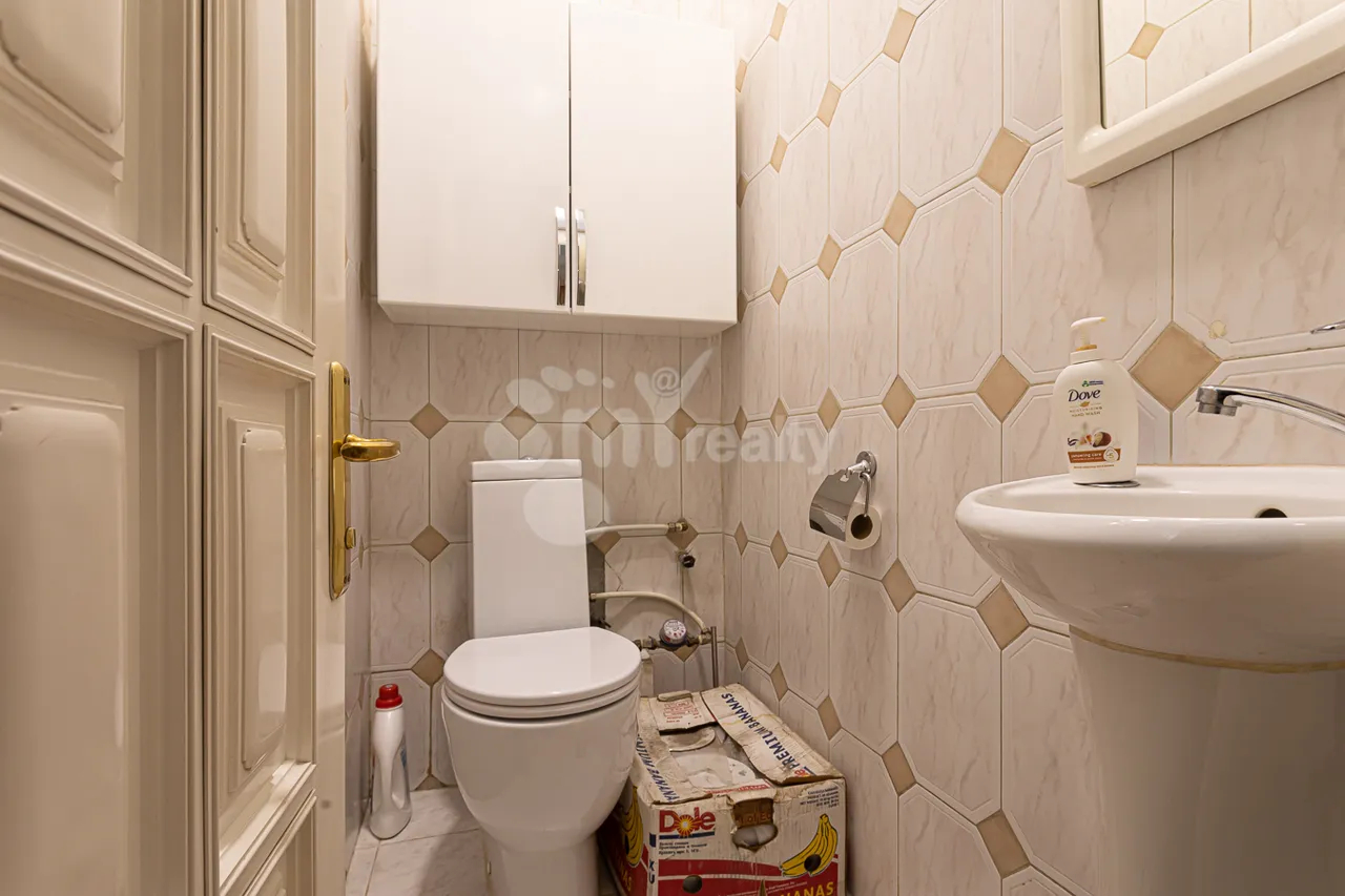 4 bedroom apartment for sale Baghramyan av(Arabkir), Arabkir Yerevan, 158396